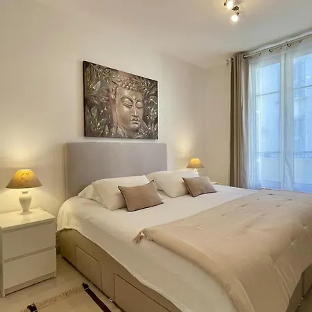 Magnifique Situe Proche Du Palais Lägenhet